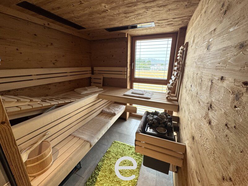 Dachgeschoss-Traum mit großzügigem Sonnenbalkon - Bild 10