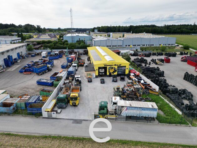 Lager / Produktionshalle mit guter Verkehrsanbindung in Sipbachzell zu verkaufen.