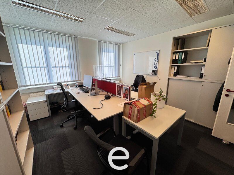Hervorragend gelegene Bürofläche mit Teilungsmöglichkeit in Unteradlberg zu mieten! - Bild 3