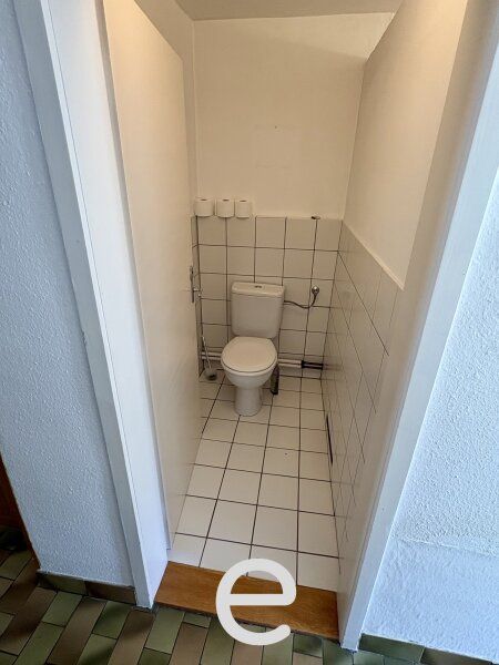 Charmantes Eigenheim mit viel Potenzial in zentraler und doch idyllischer Ruhelage in Lambach - Bild 9
