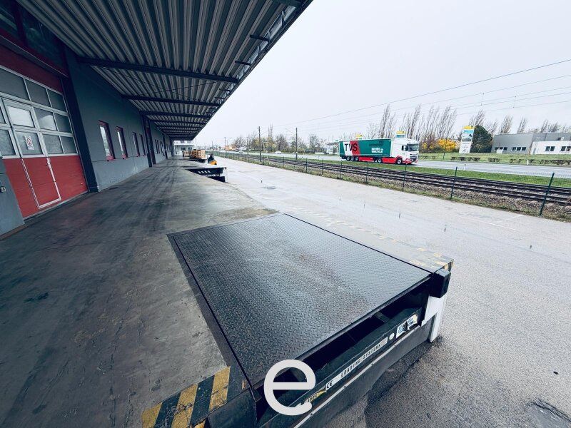 Lager-und Büroflächen in bester Verkehrsanbindung - Bild 5