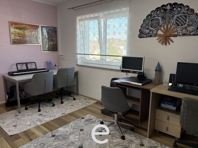 Exklusives Einfamilienhaus – großzügiges Wohnen mit Wintergarten – einziehen und wohlfühlen - Bild 15