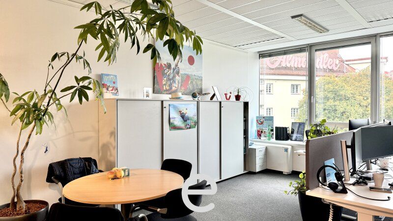 Arbeiten mit Aussicht: Büro im Skyline Office - Bild 8