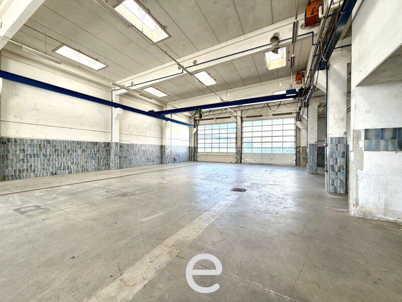 Lager und Produktionsfläche direkt an der B1 in Wels - Bild 9
