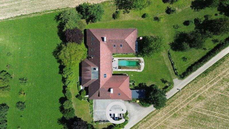 Herrenhaus in Allhaming mit 4740m² Grundstück in idyllischer Alleinlage! - Bild 4