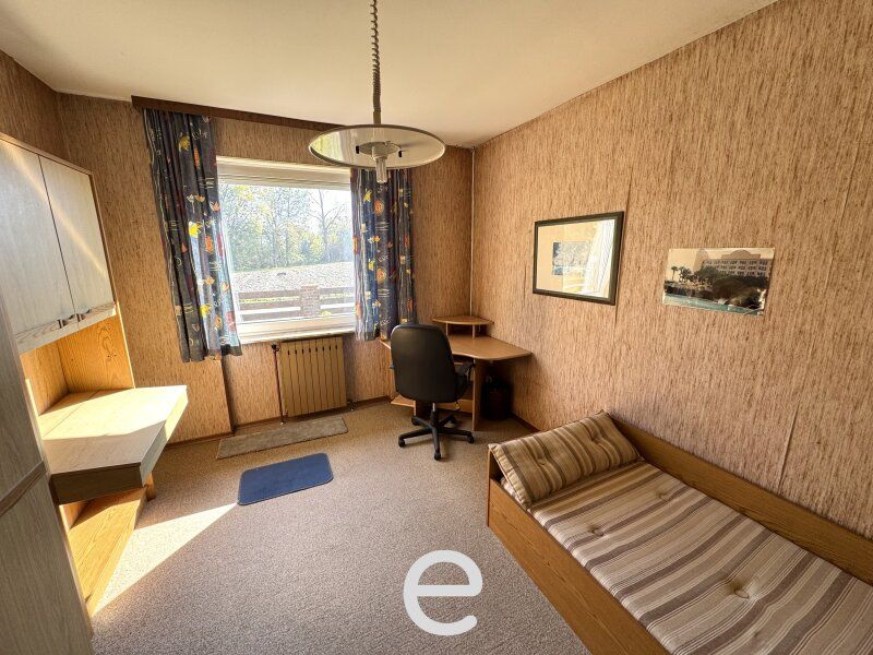 Wohnen auf einer Ebene – großzügiges Wohnhaus mit traumhaftem Grün- und Fernblick in Fraham - Bild 18