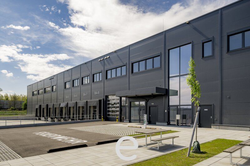 Neubau-Logistikhalle im Norden Wiens an der A22 - Bild 3