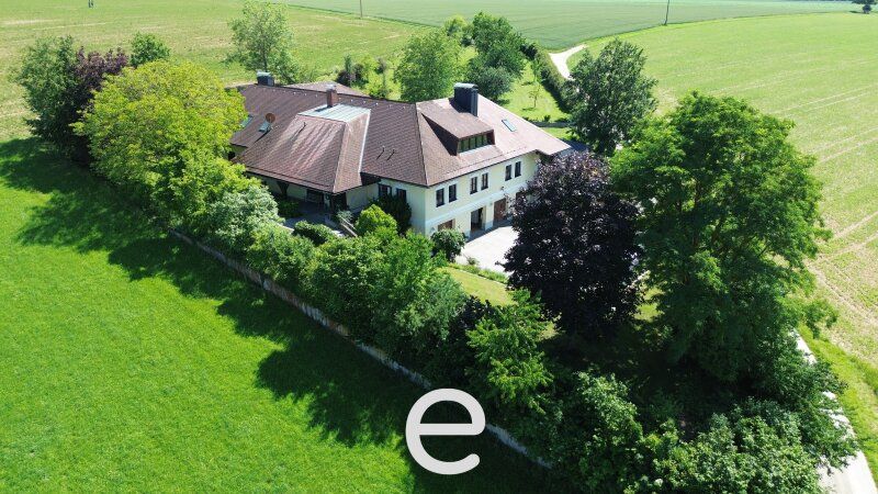 Herrenhaus in Allhaming mit 4740m² Grundstück in idyllischer Alleinlage! - Bild 3