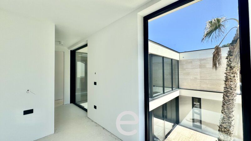Exklusive Moderne Villa in Pula/ Pješčana Uvala: Luxus und Komfort auf 507,62m² - Bild 17