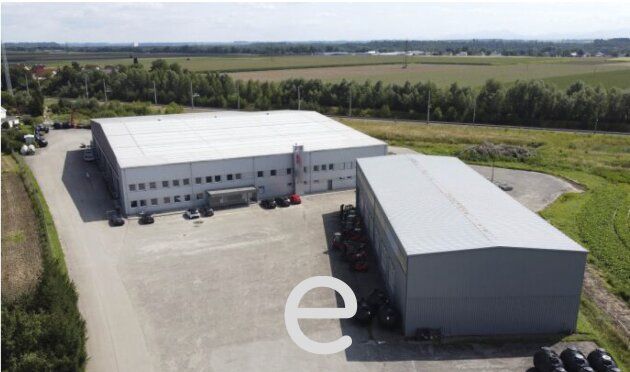 Teilbare Lager-/Produktionshalle in Schlatt bei Lambach zu vermieten!