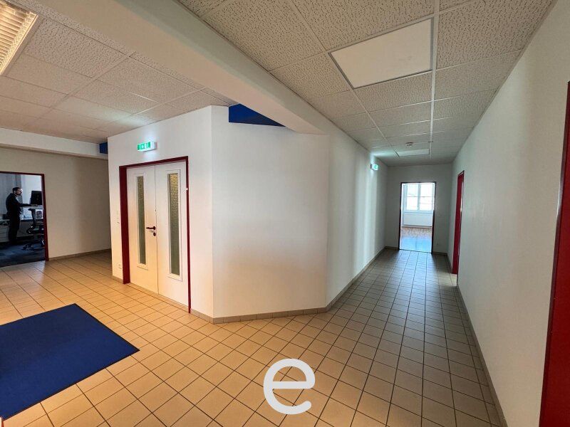 Hervorragend gelegene Bürofläche mit Teilungsmöglichkeit in Unteradlberg zu mieten! - Bild 8