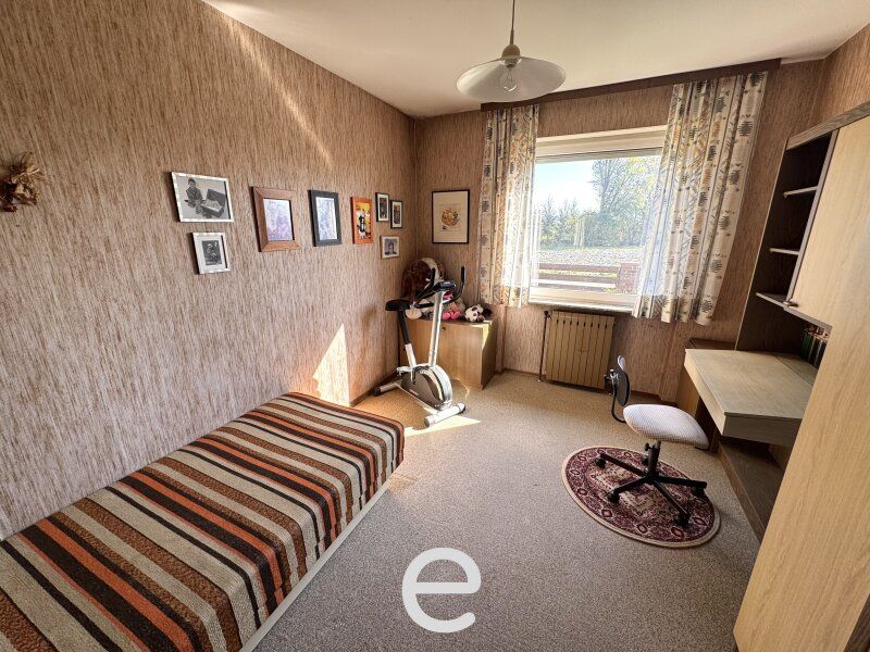 Wohnen auf einer Ebene – großzügiges Wohnhaus mit traumhaftem Grün- und Fernblick in Fraham - Bild 20