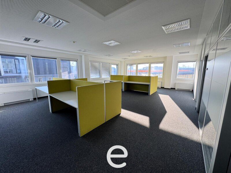 Stylische Büroflächen am Winterhafen Linz – Erstklassige Lage mit Top-Ausstattung! - Bild 1