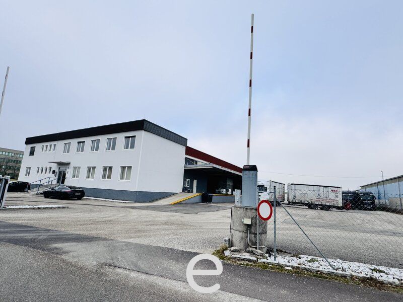 Produktions und Lagerhalle mit Büros zum kaufen in Hörsching! - Bild 2