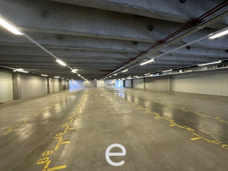 Lagerfläche und Büro in Wien ab 1243,07m² zu mieten! - Bild 11