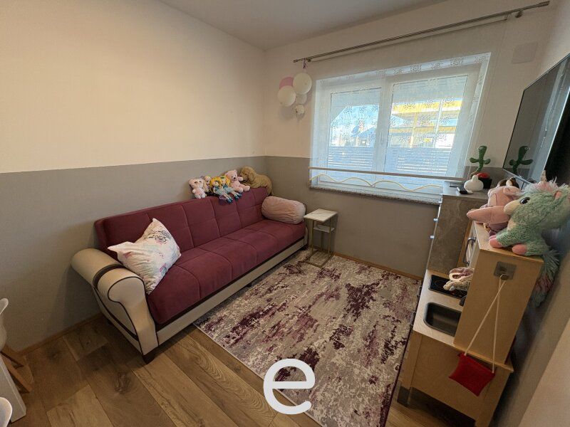 Exklusives Einfamilienhaus – großzügiges Wohnen mit Wintergarten – einziehen und wohlfühlen - Bild 7