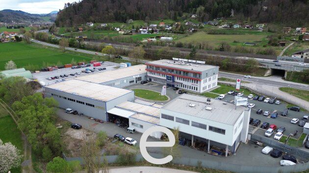 Büro und Produktionsstätte mit Hallengebäuden in Gratkorn zu kaufen!