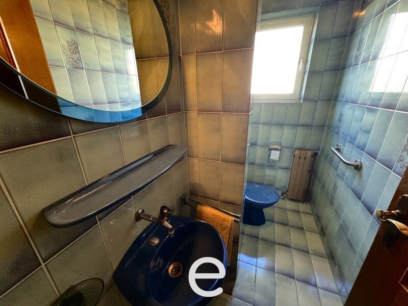 Wohnen auf einer Ebene – großzügiges Wohnhaus mit traumhaftem Grün- und Fernblick in Fraham - Bild 13
