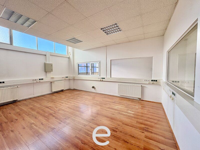 Lager- und Produktionshalle mit Büro in Vösendorf zu mieten - Bild 3
