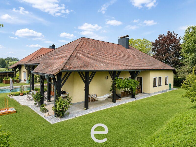 Herrenhaus in Allhaming mit 4740m² Grundstück in idyllischer Alleinlage! - Bild 12