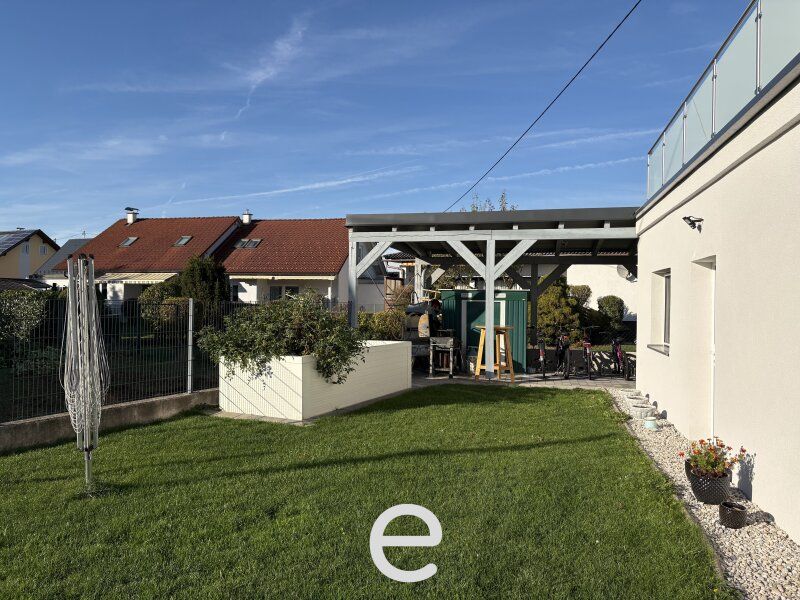 Exklusives Einfamilienhaus – großzügiges Wohnen mit Wintergarten – einziehen und wohlfühlen - Bild 36