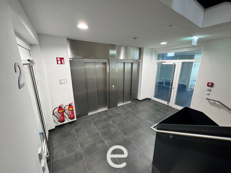 Modernes Büro mit 385m² am Winterhafen, Linz Zentrum! - Bild 5