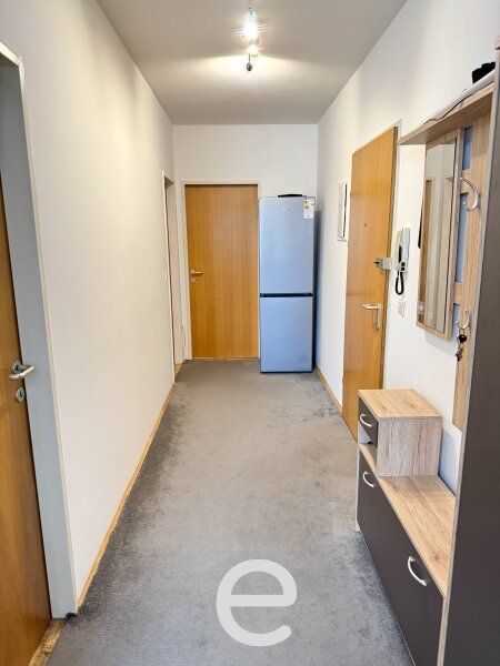 Anleger aufgepasst! Vermietete 2 Zimmer Wohnung mit Loggia und Tiefgaragenplatz in Wels - Nähe Traunauen! - Bild 7