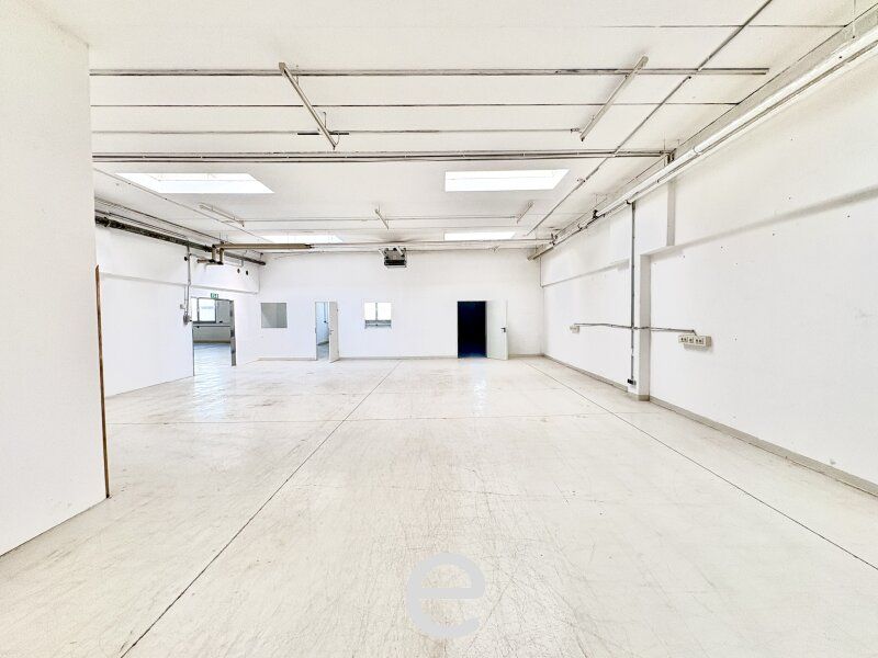 Lager- und Produktionshalle mit Büro in Vösendorf zu mieten - Bild 1