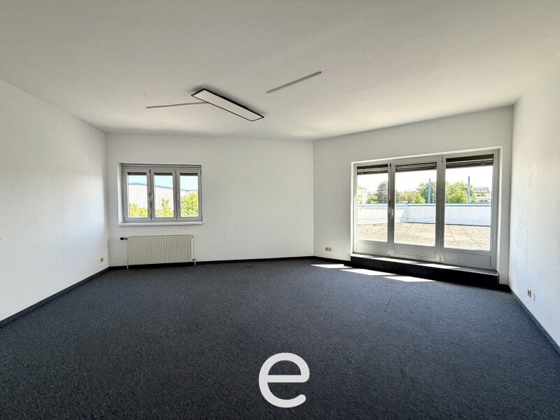 Lager und Produktionsfläche direkt an der B1 in Wels - Bild 18